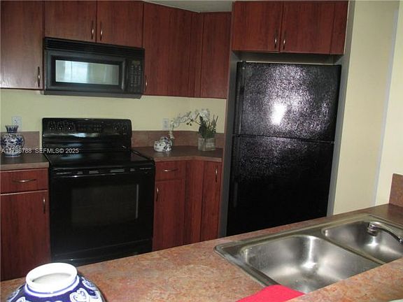 5th image of 9201 Collins Ave APT 1021