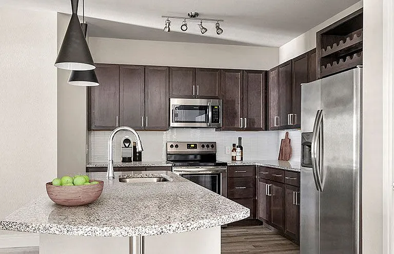 Brea Luxury Apartments — Photo 25