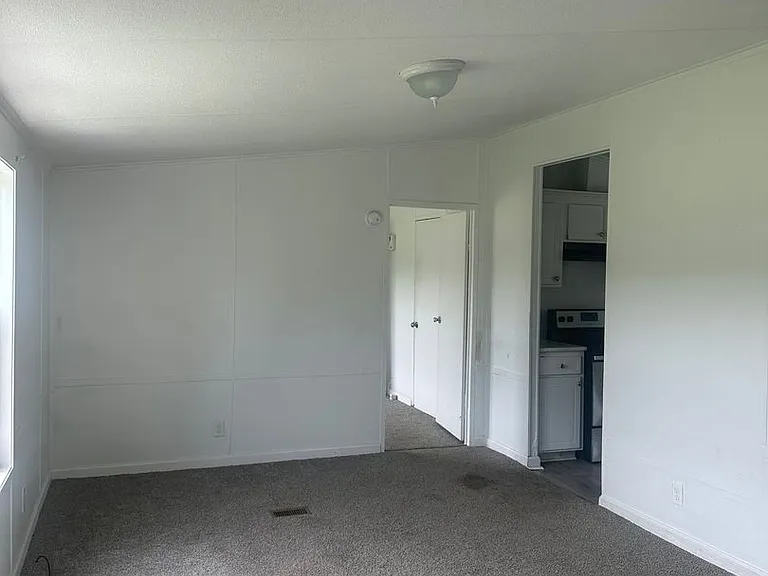 6245 Speights Chapel Rd — Photo 2