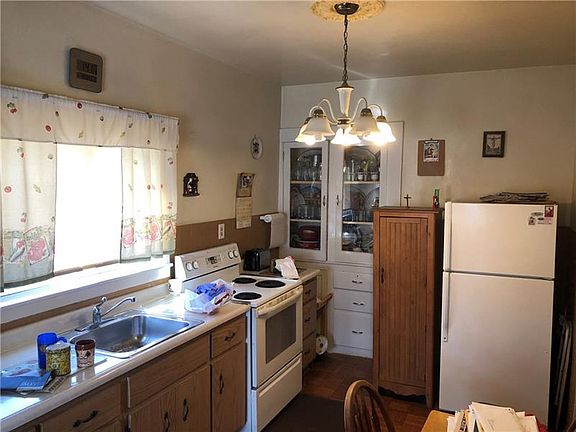 2nd image of 712 Ludwick St