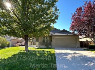939 Turnberry Dr, Sparks, NV 89436