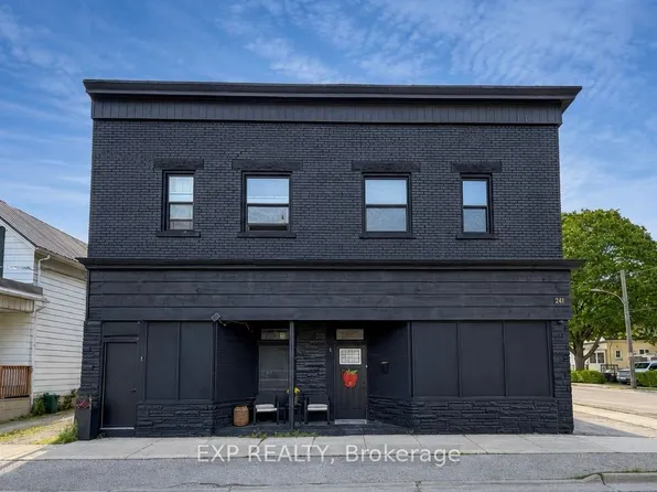 241 Ross St, Saint Thomas, ON N5R 3Y5