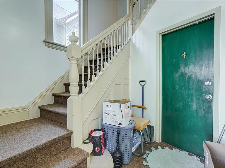 8 Rowley St #1 — Photo 14