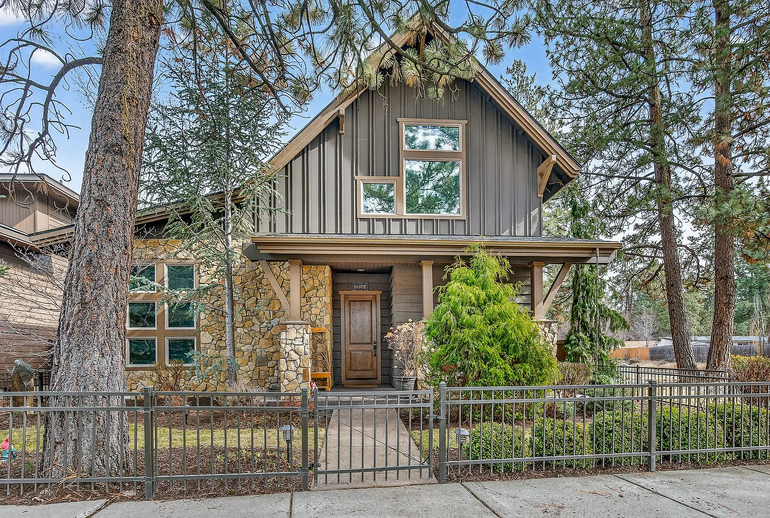 61102 Aspen Rim Ln photo 1