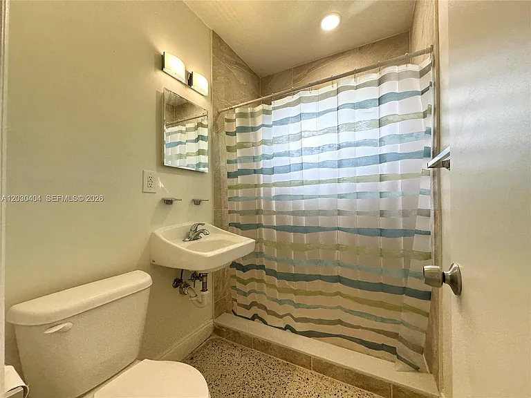 3211 NW 13th Ter #3211 — Photo 18