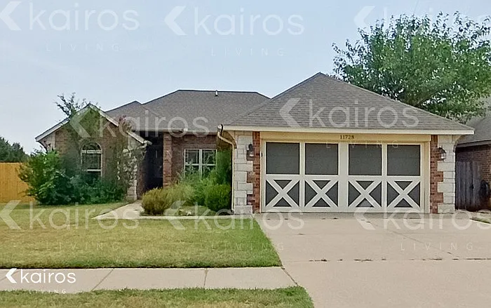 11728 SW 18th St — Photo 1