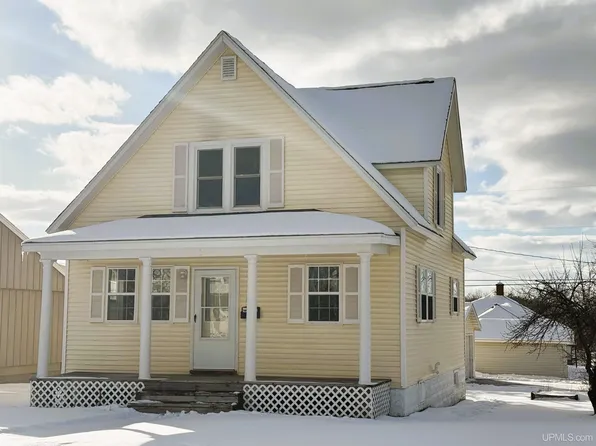 531 Saginaw St, Norway, MI 49870