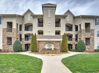565 Rarity Bay Pkwy APT 206, Vonore, TN 37885