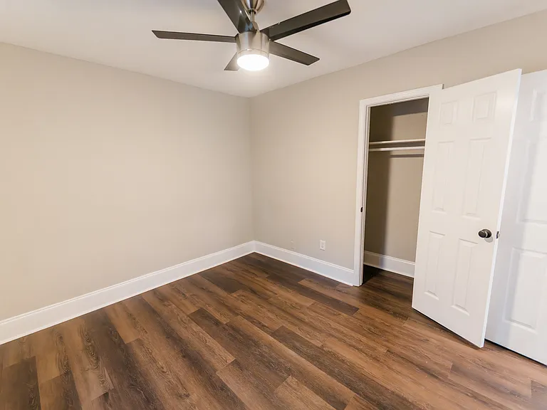 2931 Glenwood Ave SE — Photo 14