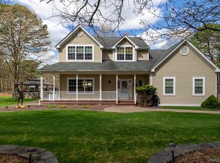 210 Weeks Avenue, Manorville, NY 11949