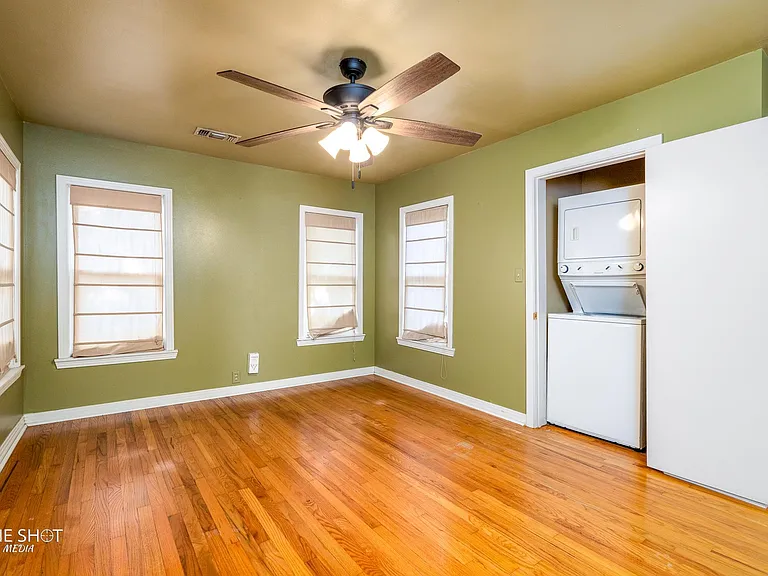 1333 Amarillo St — Photo 24