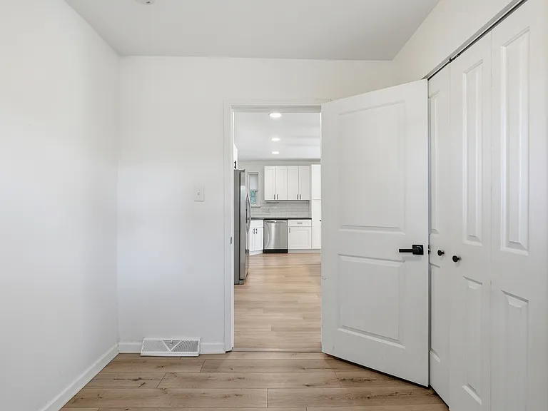 3175 McDowell St — Photo 14