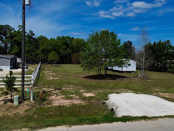 4th image of 1202 County Road 5035