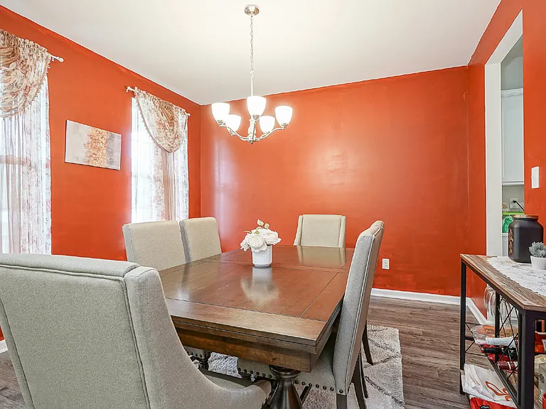 32 Westmont Dr #1 — Photo 2