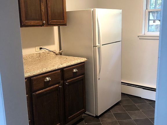 2nd image of 114 Espanola Ave APT 5
