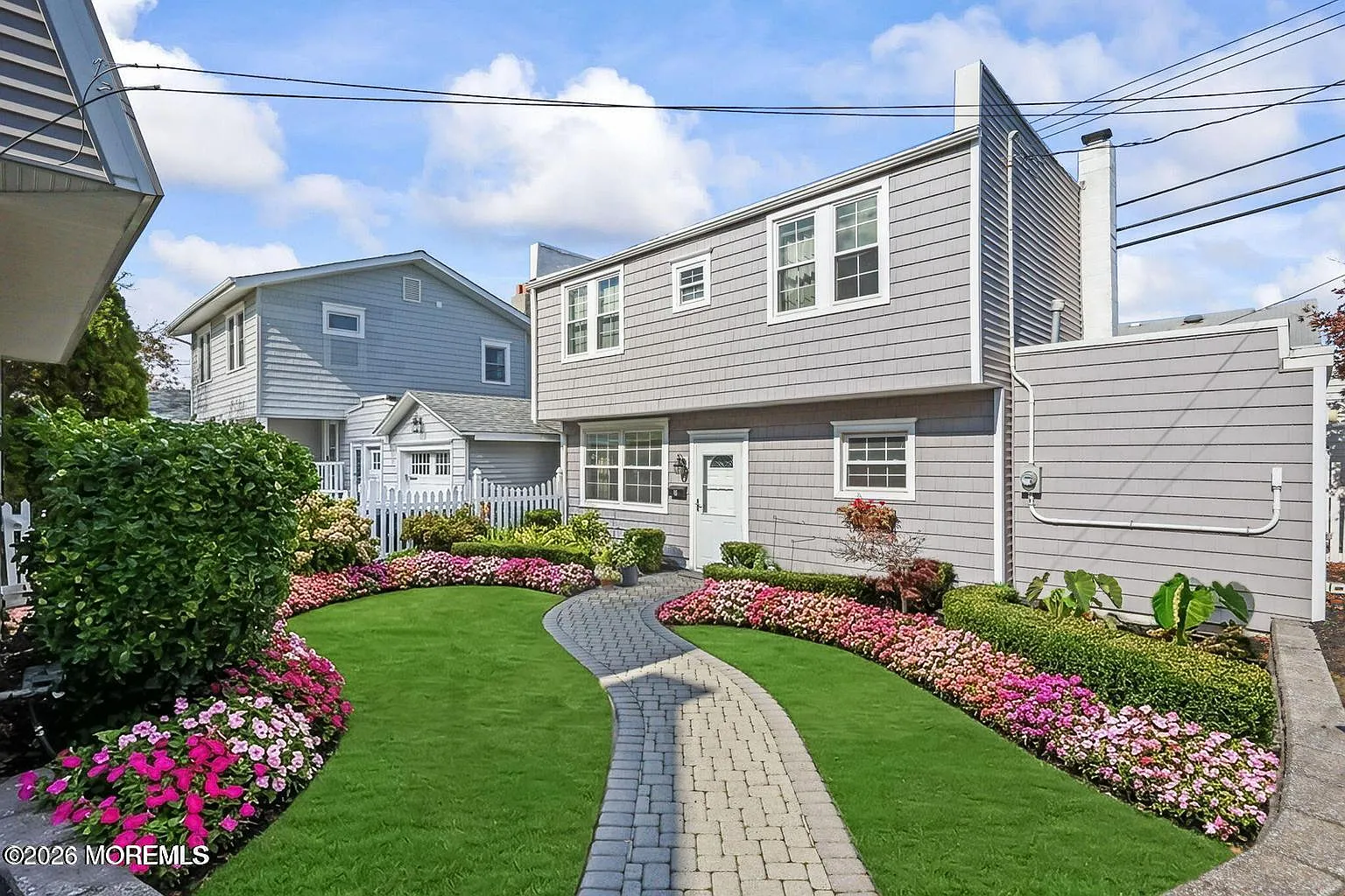 2 bed, $2,975 — Photo 1