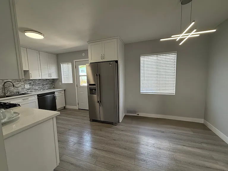 4830 Solola Ave #A — Photo 8