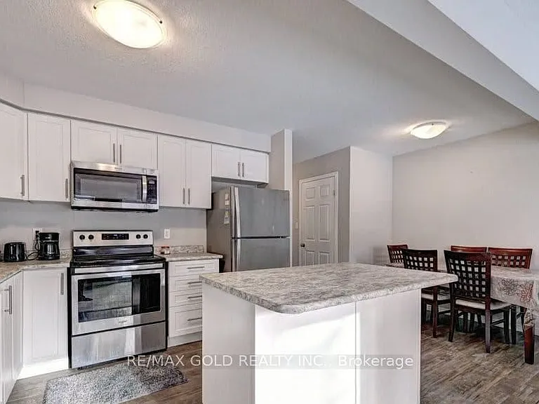 50 Pinnacle Dr #35 — Photo 12