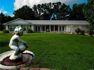 23527 Vinyard Rd, Cuba, MO 65453