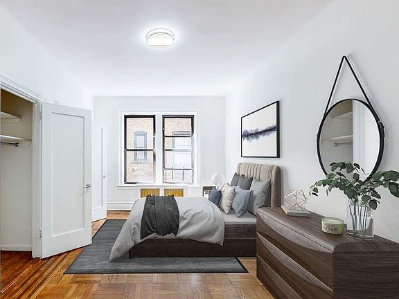 3rd image of 206 W 104th St APT 24