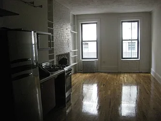 Rented by Skygroup Realty