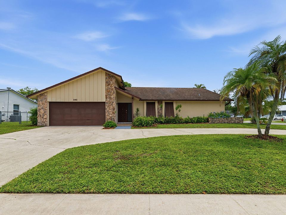 1st image of 240 BOBWHITE Road