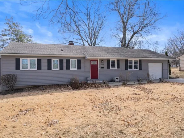 1203 E 108th St, Kansas City, MO 64131