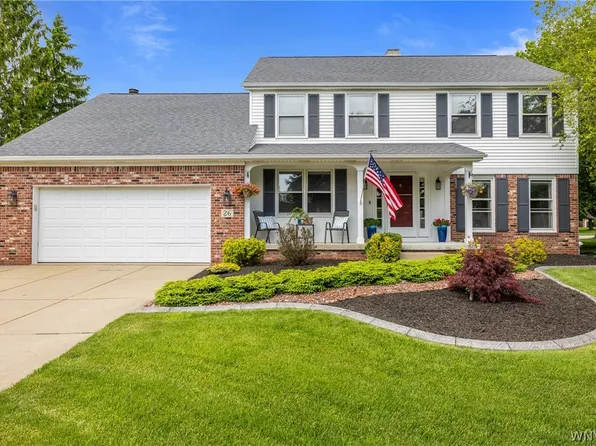 26 Hemlock Ln, Lancaster, NY 14086