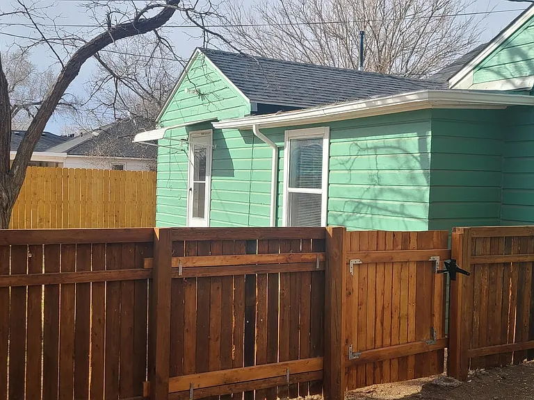 Detached single garage entry