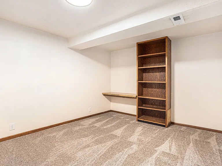 5408 S 20th Street Cir — Photo 19