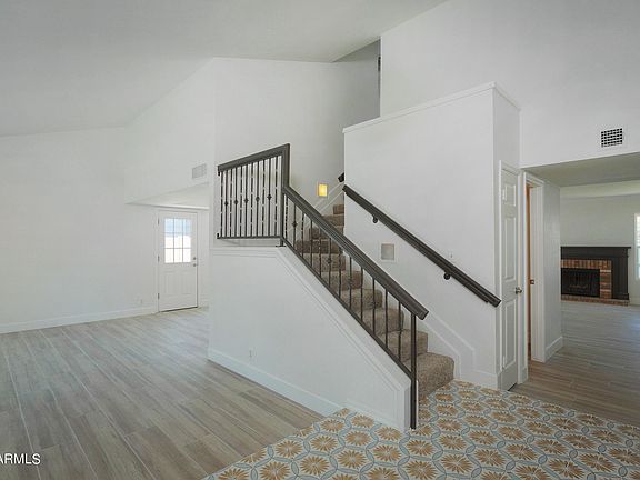 4th image of 6403 W Shaw Butte Dr