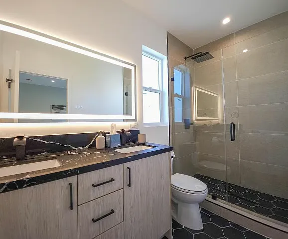 2119 S West View St — Photo 15