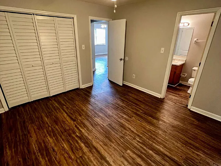 301 Dixie Dr #H2 — Photo 11