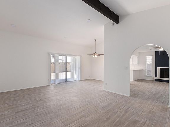 3rd image of 2157 E Emelita Ave
