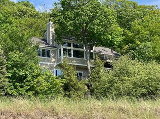 3741 N Lake Shore Dr, Harbor Springs, MI 49740