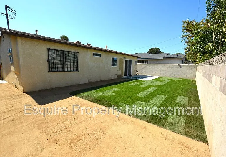 240 Alpine St — Photo 21
