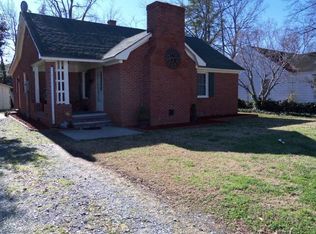 115 S Fairview Cir, Tarboro, NC 27886