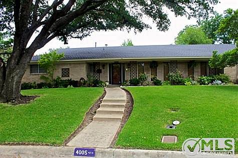 1st image of 4005 Hildring Dr W
