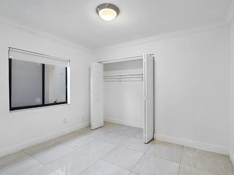 5170 SW 7th St — Photo 5