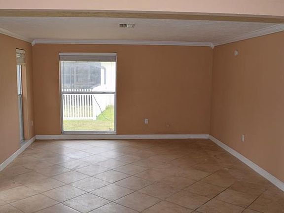 5th image of 1216 Estremadura Dr