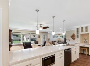 4912 Crepe Myrtle Ln, Pasadena, TX 77505