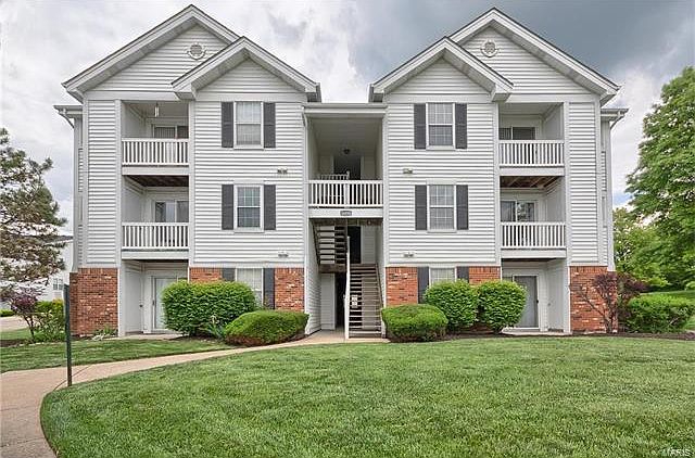 1st image of 16538 Victoria Crossing Dr Unit G