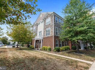 25503 Amber Gate Ter, Chantilly, VA 20152