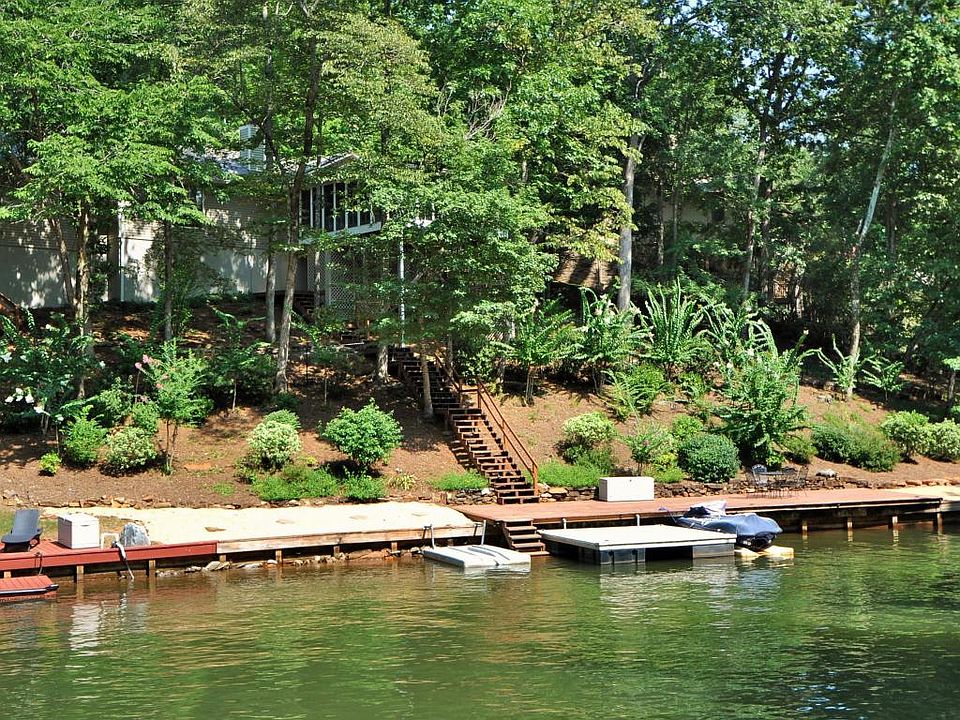 1st image of 158 Whisperwood Dr