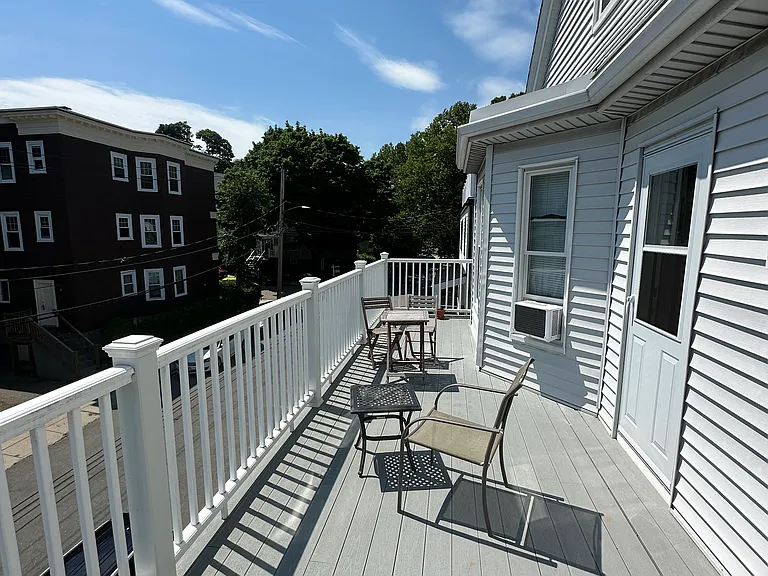 29 Hunnewell Ave — Photo 3