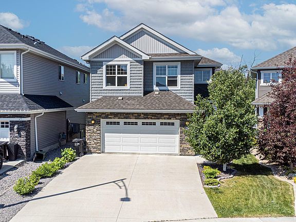 2nd image of 2367 Sparrow Cres NW