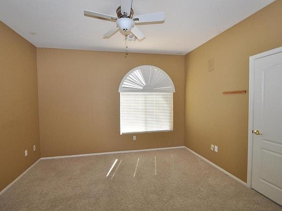 5th image of 3606 N Tuscany