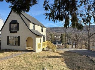 240 Mountain View Ave, Bluefield, WV 24701