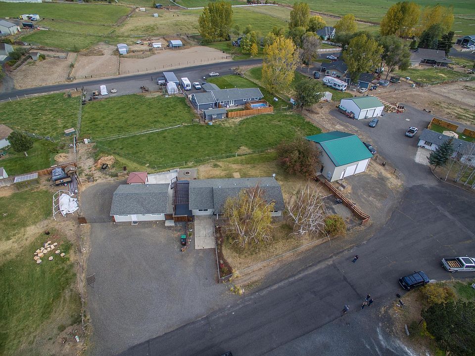 1st image of 5269 NE Lark Ln