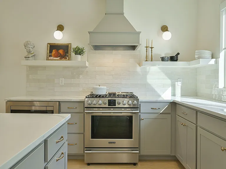 1300 N Blackwelder Ave — Photo 21